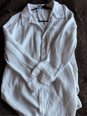Shade & Shore White Textured Button-Down Shirt
